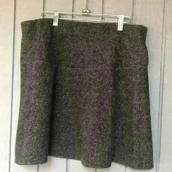 Loft Gray Skirt Size L - Picture 4 of 4